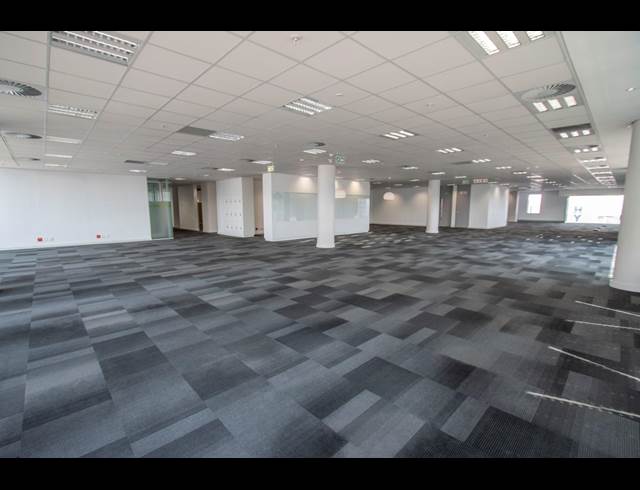 534M² OFFICE TO LET IN SANDTON CENTRAL