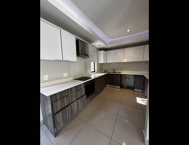 2 BEDROOM APARTMENT TO LET IN PARKMORE
