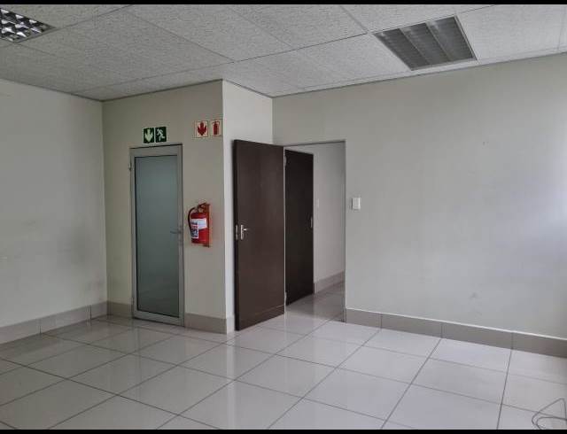 36M² OFFICE TO LET IN NELSPRUIT EXT 2
