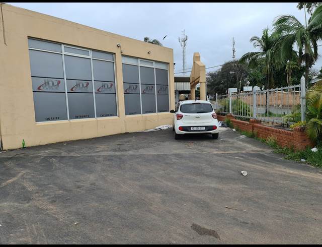 150M² MEDICAL SUITE TO LET IN ROCKFORD