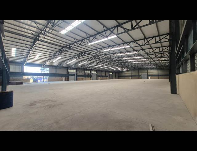 7,000M² WAREHOUSE TO LET IN ANDERBOLT