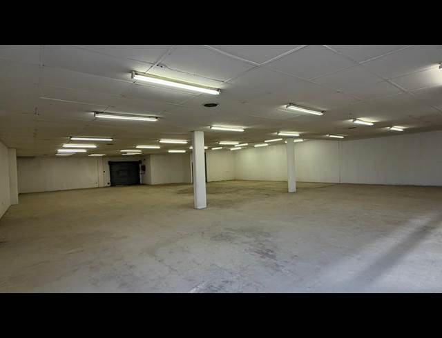 472M² SHOWROOM TO LET IN ROSSLYN