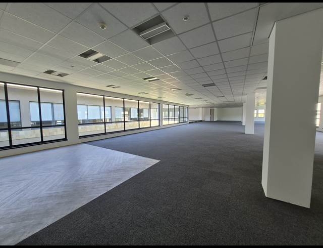 646M² OFFICE TO LET IN SANDTON CENTRAL