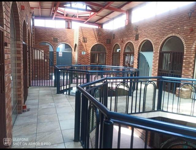 BUSINESS PROPERTY TO RENT IN BOKSBURG