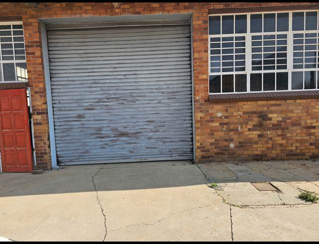 730M² WAREHOUSE TO LET IN NEW ERA