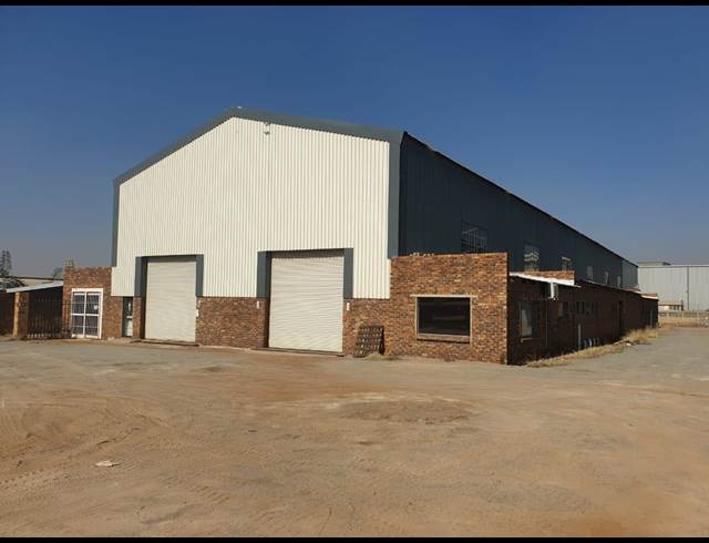1,791M² WAREHOUSE TO LET IN WADEVILLE