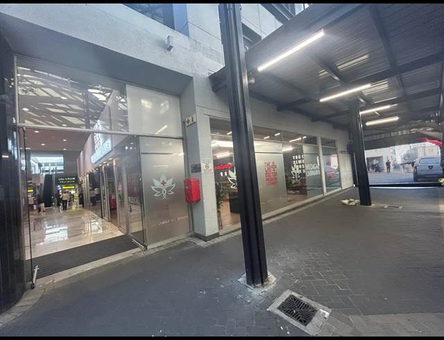 96M² RETAIL TO LET IN CLAREMONT