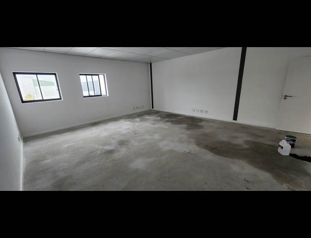 420M² WAREHOUSE TO LET IN RIVERGATE