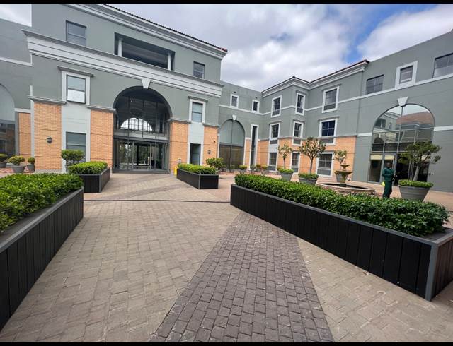 254M² OFFICE TO LET IN ILLOVO