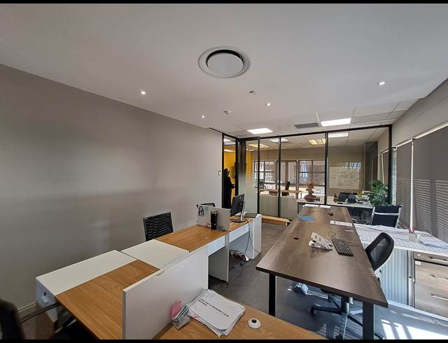 194M² OFFICE TO LET IN ILLOVO