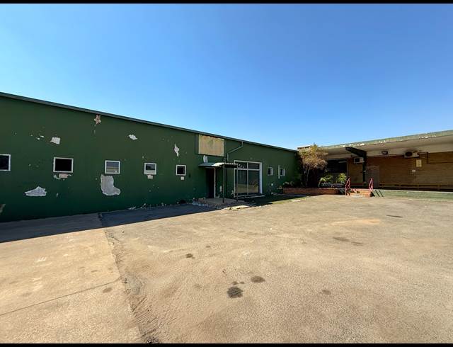 450M² WAREHOUSE TO LET IN WADEVILLE