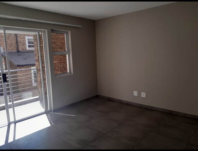 2 BEDROOM PROPERTY TO RENT IN ELANDSFONTEIN