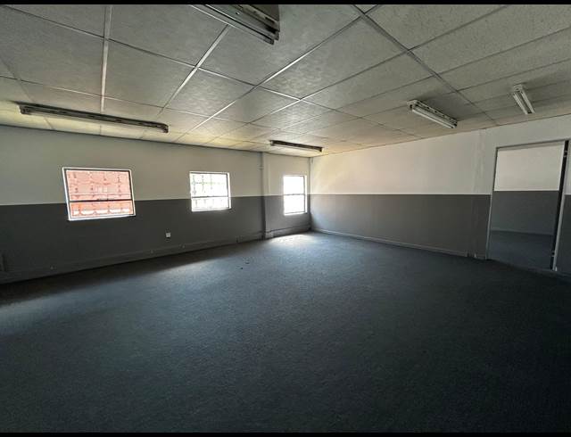 294M² WAREHOUSE TO LET IN EASTGATE