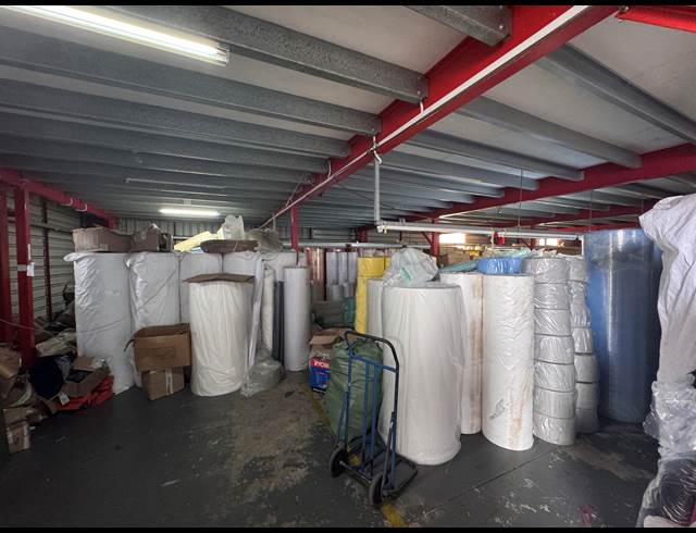 512M² WAREHOUSE TO LET IN CORNUBIA