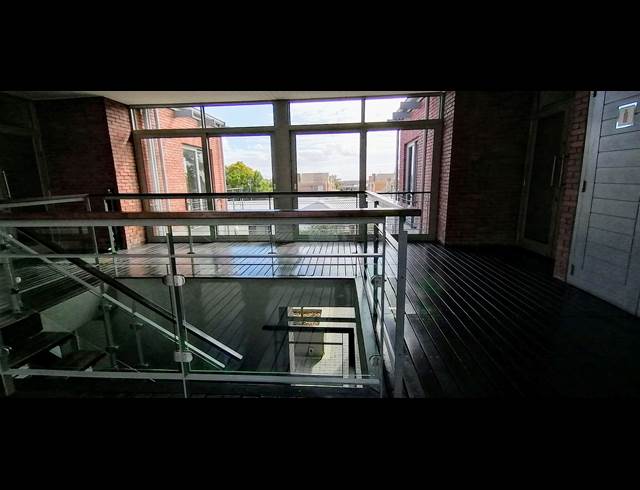215M² OFFICE TO LET IN DURBANVILLE CENTRAL