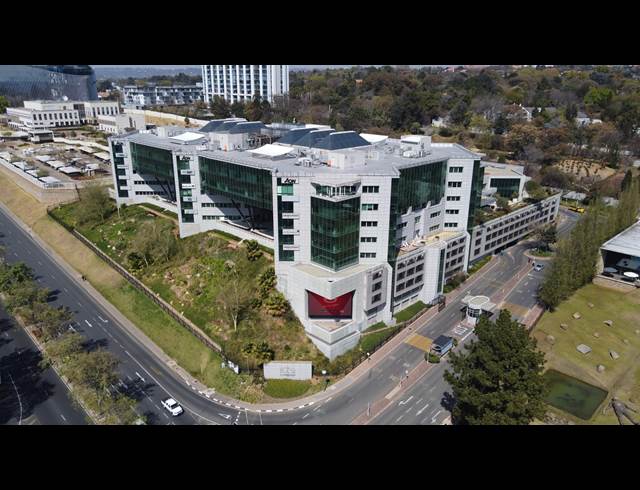 1,979M² OFFICE TO LET IN SANDTON CENTRAL