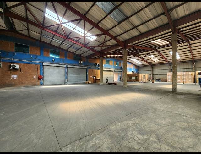 8,000M² WAREHOUSE TO LET IN JUPITER