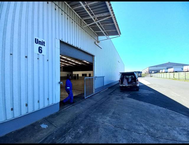 960M² WAREHOUSE RENTED IN GATELY
