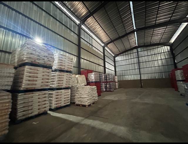 420M² WAREHOUSE TO LET IN INDUSTRIA WEST