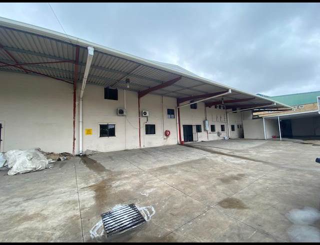 4,000M² WAREHOUSE TO LET IN PHOENIX INDUSTRIAL