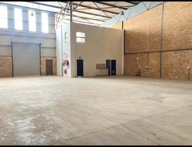 429M² WAREHOUSE TO LET IN KYA SANDS