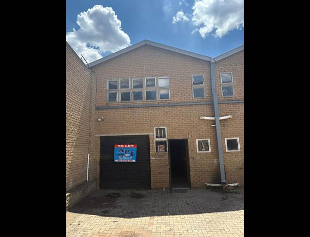 108M² WAREHOUSE TO LET IN GERMISTON NORTH