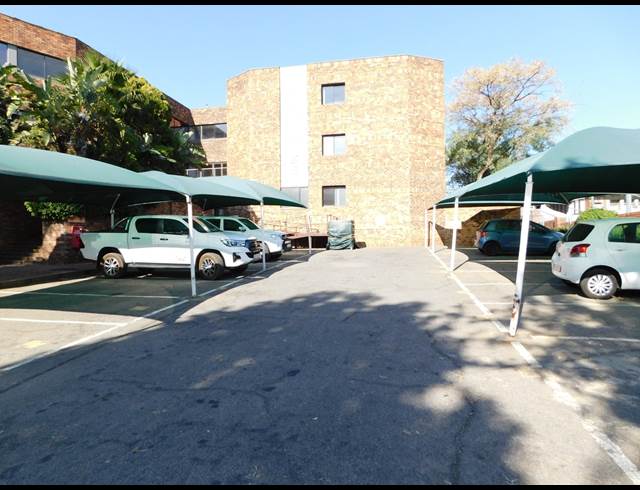 878M² OFFICE TO LET IN FERNDALE
