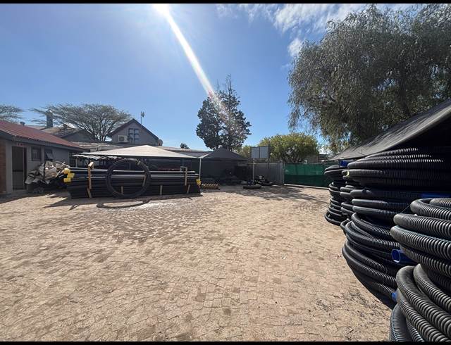 3,260M² WAREHOUSE TO LET IN BLACKHEATH INDUSTRIAL