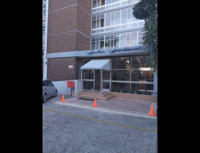 2 BEDROOM PROPERTY TO RENT IN BEDFORD GARDENS