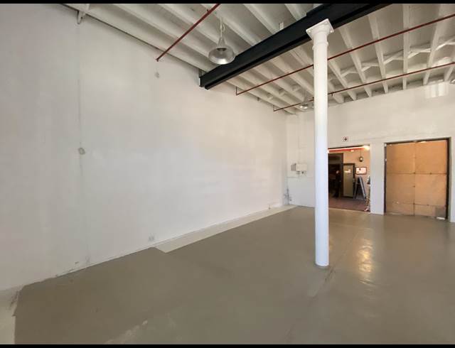 78M² RETAIL TO LET IN WOODSTOCK