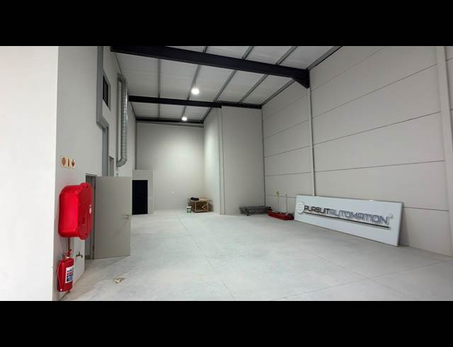 305M² WAREHOUSE TO LET IN STONEWOOD SECURITY ESTATE
