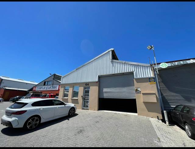 381M² WAREHOUSE TO LET IN BEACONVALE