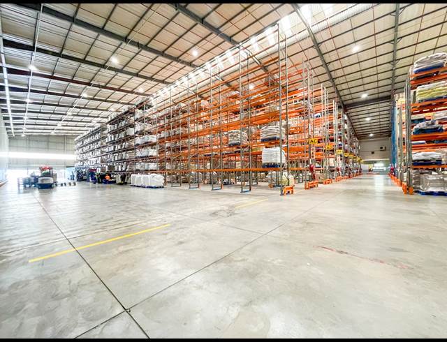 2,500M² FACTORY TO LET IN RIVERHORSE VALLEY