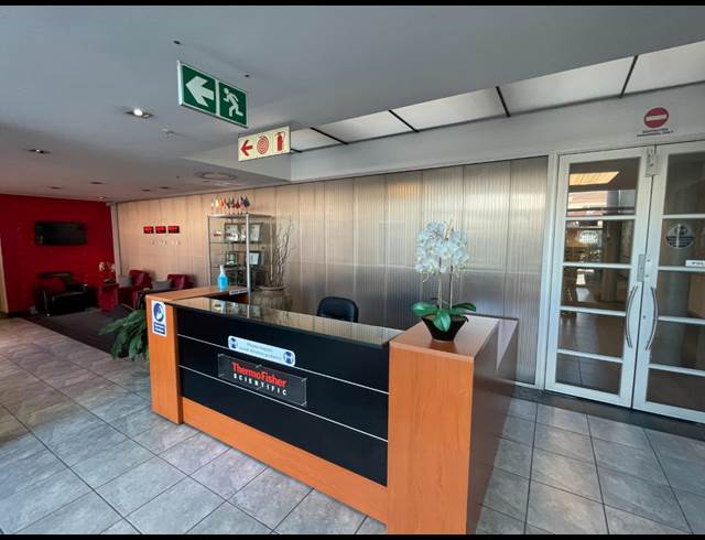 2,313M² FACTORY TO LET IN TUNNEY