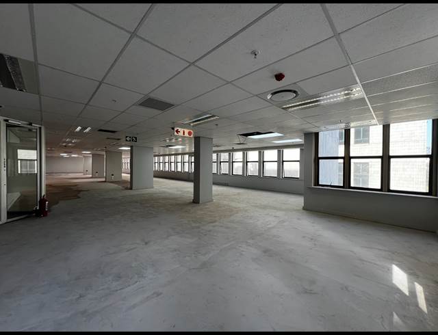 7,303M² OFFICE TO LET IN CAPE TOWN CITY CENTRE