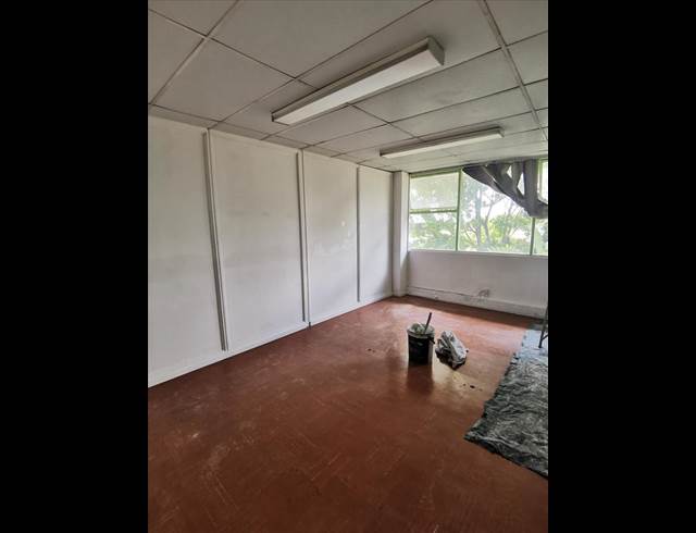 213M² OFFICE TO LET IN AIRPORT INDUSTRIA