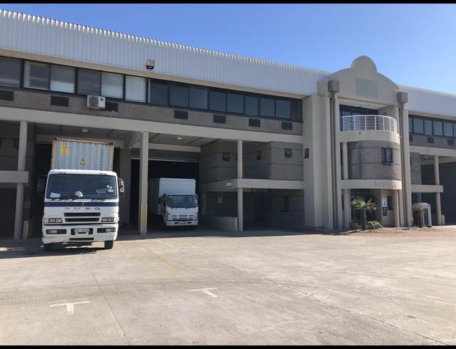 2,651M² FACTORY TO LET IN EPPING INDUSTRIAL