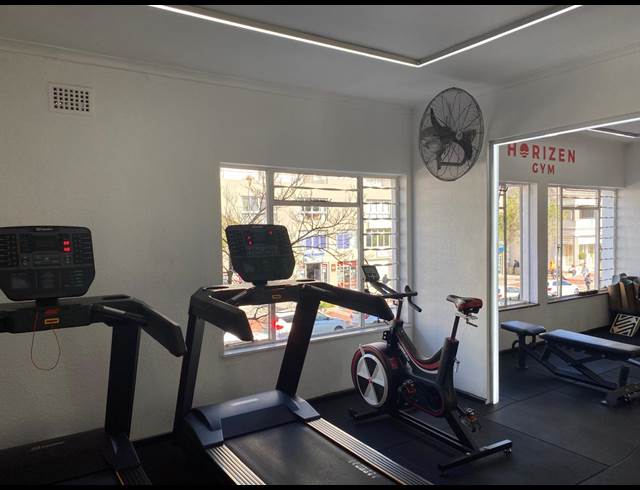 188M² RETAIL TO LET IN SEA POINT