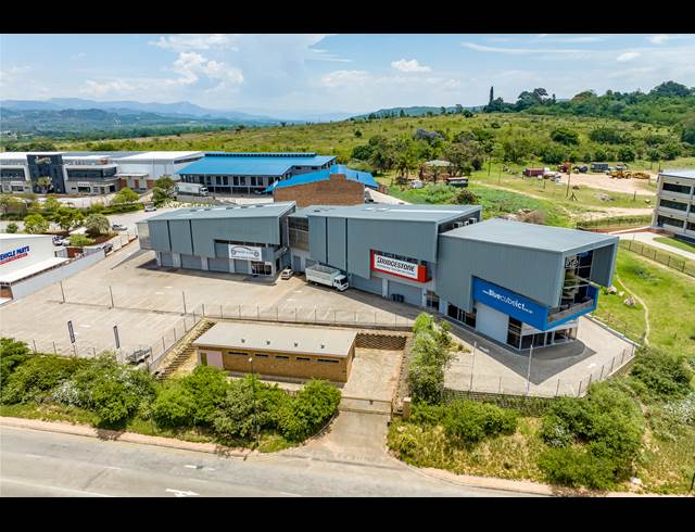 107M² OFFICE RENTED IN RIVERSIDE INDUSTRIAL PARK