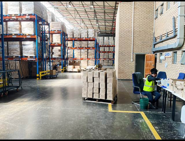 3,178M² WAREHOUSE TO LET IN MEADOWDALE
