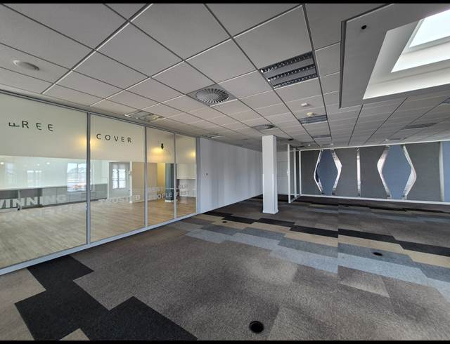 901M² OFFICE TO LET IN ILLOVO