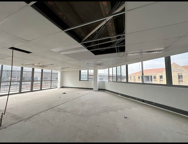 318.70M² OFFICE TO LET IN CENTURION CENTRAL