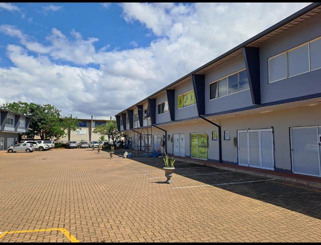 83M² OFFICE RENTED IN BALLITO CENTRAL
