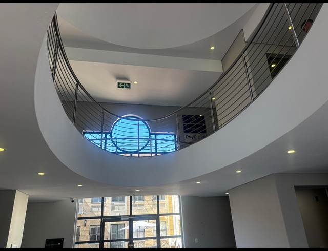 442M² OFFICE TO LET IN DUNKELD WEST