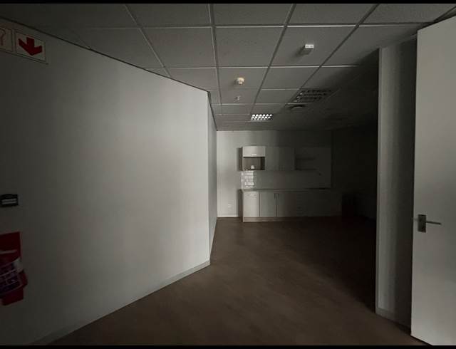 435M² OFFICE TO LET IN CAPE TOWN CITY CENTRE