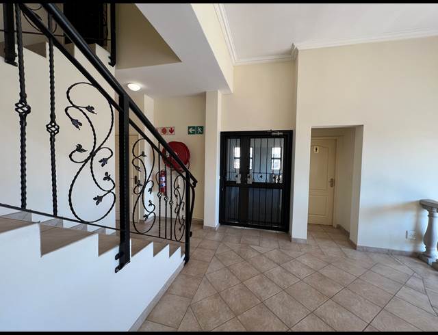 175M² OFFICE TO LET IN HIGHVELD
