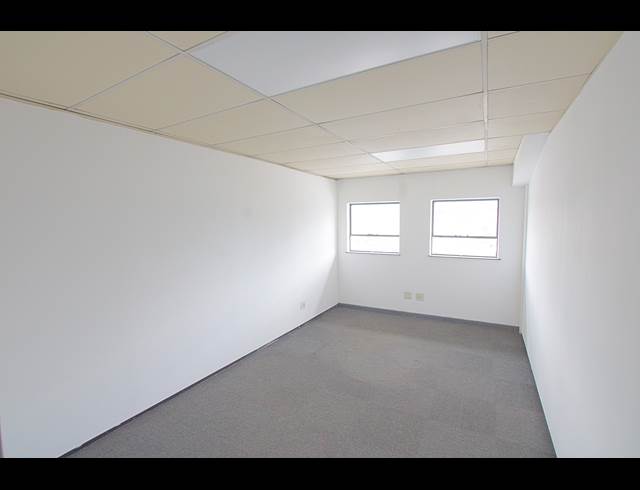 345.80M² WAREHOUSE TO LET IN KYA SANDS