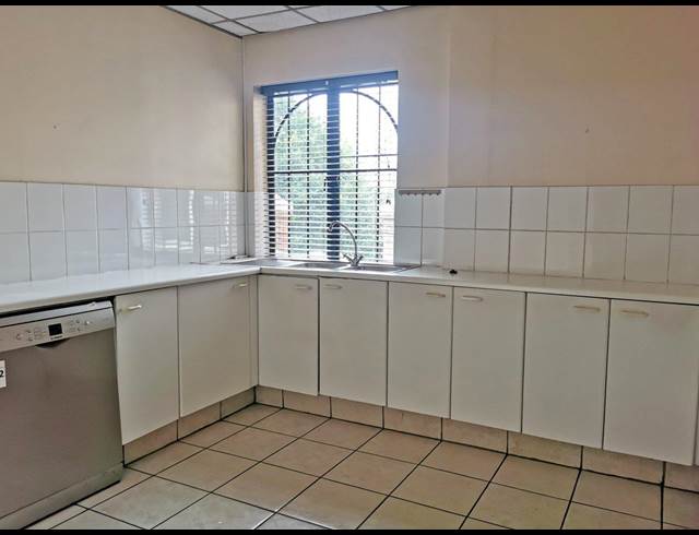 2,255M² OFFICE TO LET IN RIVONIA