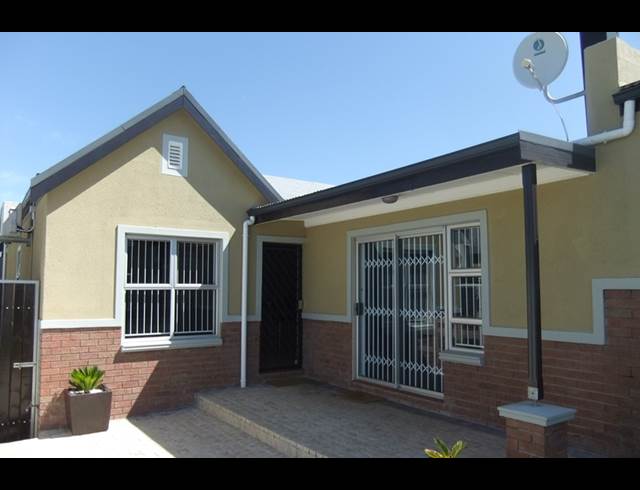 3 bed property to rent in BRACKENFELL SOUTH