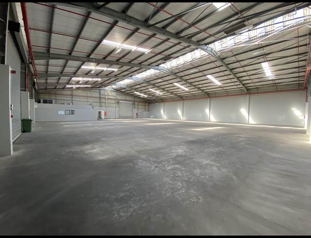 4,883M² WAREHOUSE TO LET IN EPPING INDUSTRIAL